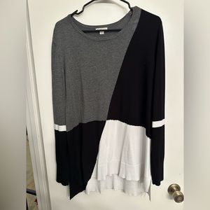 Thin sweater type shirt